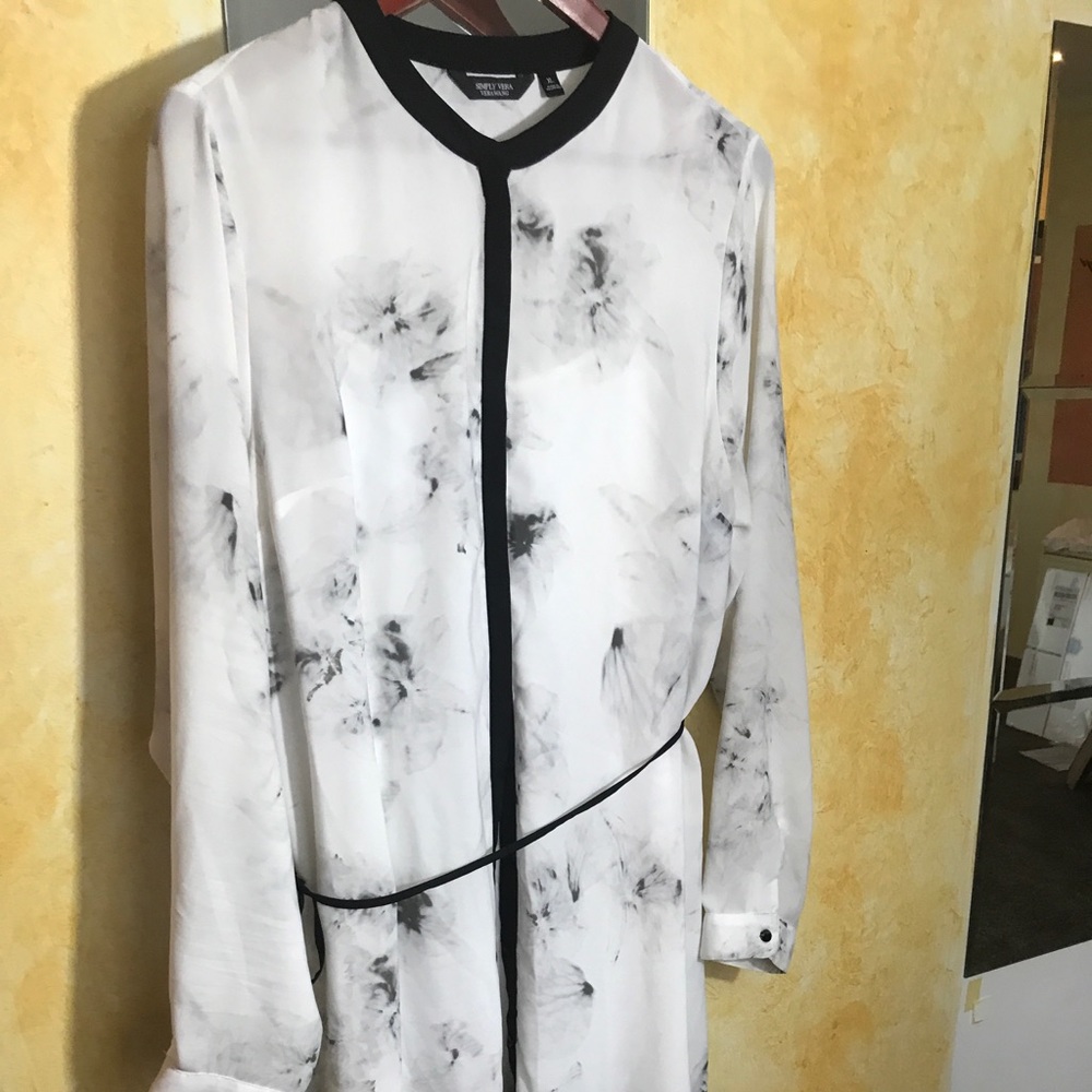 Classic Shirtdress, White Abstract Print Size XL
